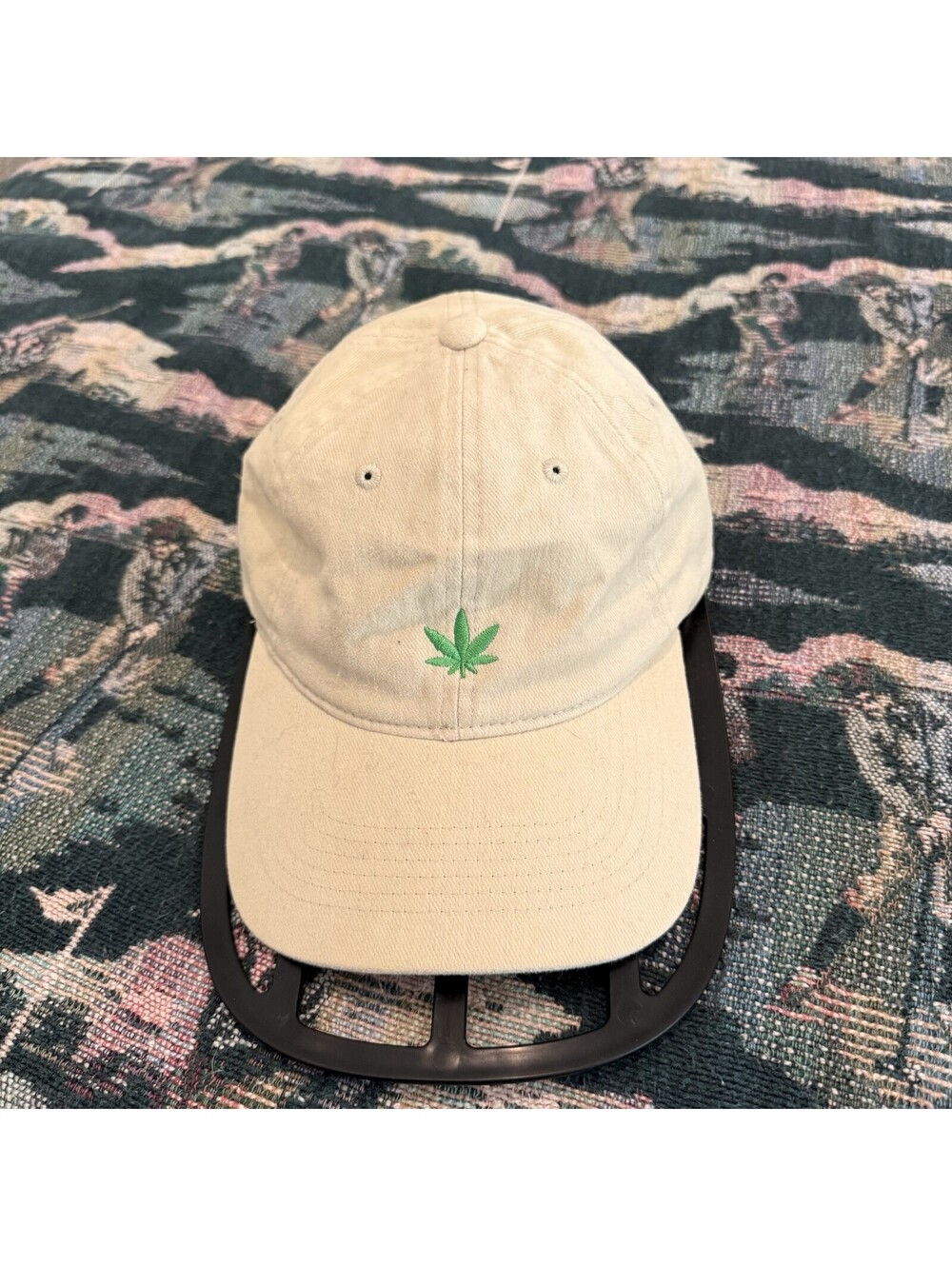 Vintage 90s/00s White/Cream Marijuana Leaf 320 Strapback Dad Hat Cap OSFM